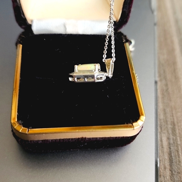 UNIQUE VINTAGE NATURAL WELO OPAL & 2CTW DIAMOND NECKLACE!!! - Picture 5 of 5